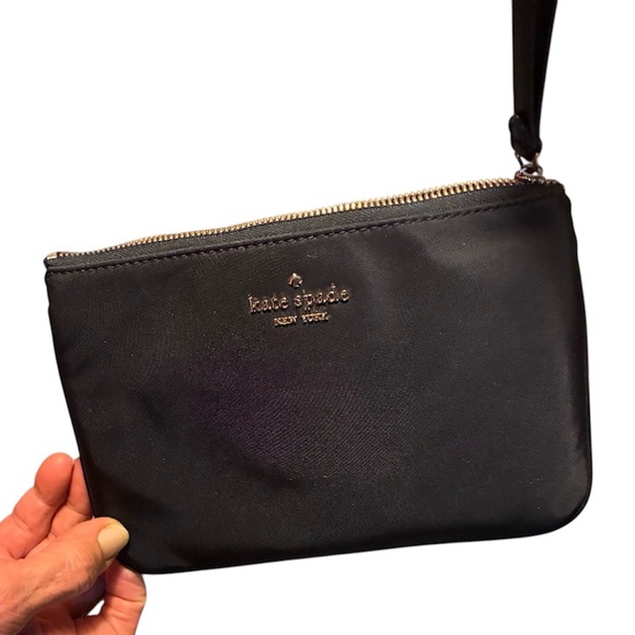 KATE SPADE Wristlet